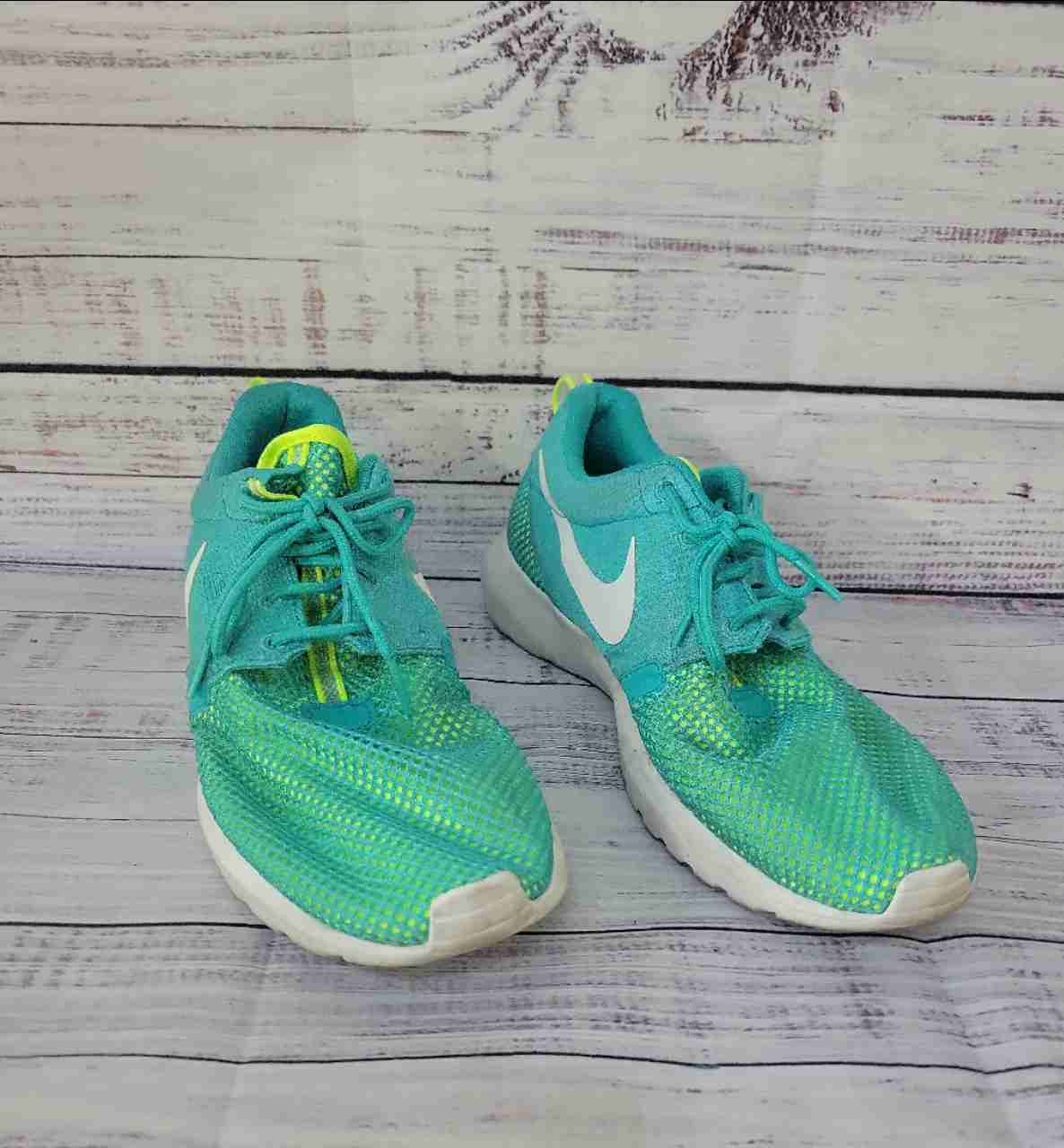 Men's Nike Roshe One NM Turquoise Sneaker Size 8.5