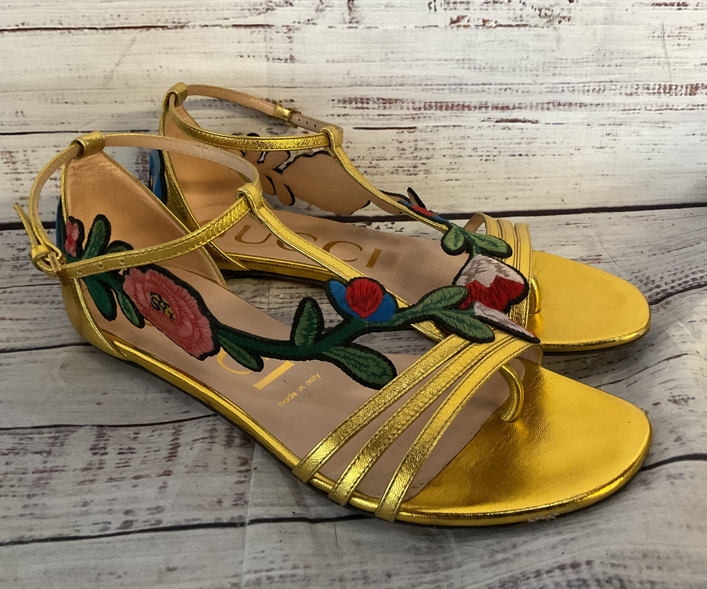 Gucci Leather Ophelia Floral Embroidered Flat Sandals Gold 6
