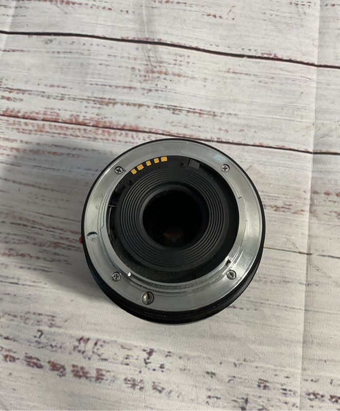 Minolta Maxxum AF Zoom 35-70mm 1:4 (22) With Pouch Bag