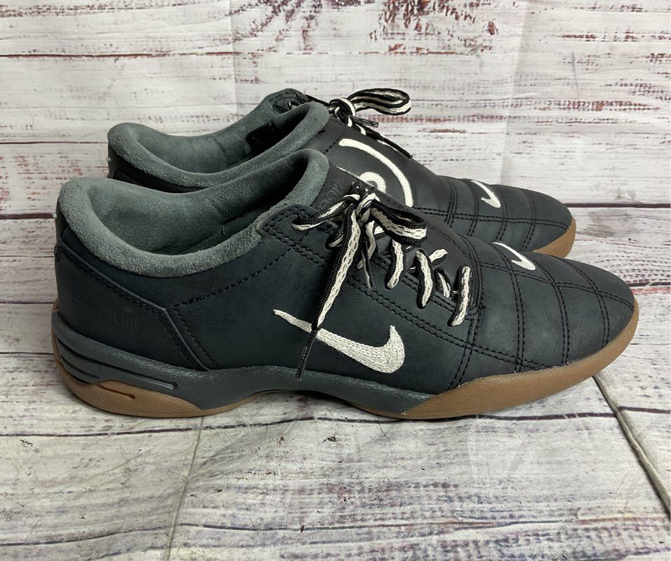 Nike Womens Total 90 III SP Shoes Black 7