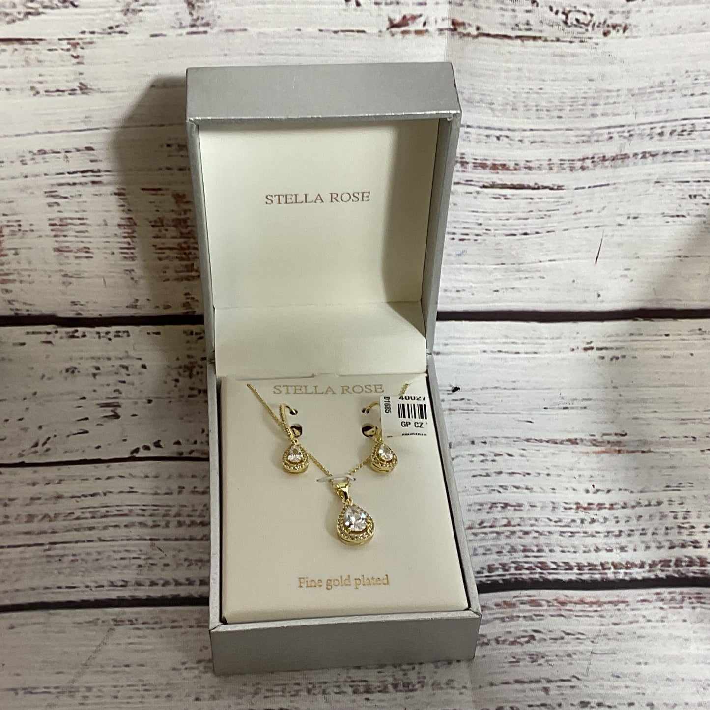 NEW STELLA ROSE London Gold Plated CZ Necklace & Earring Set