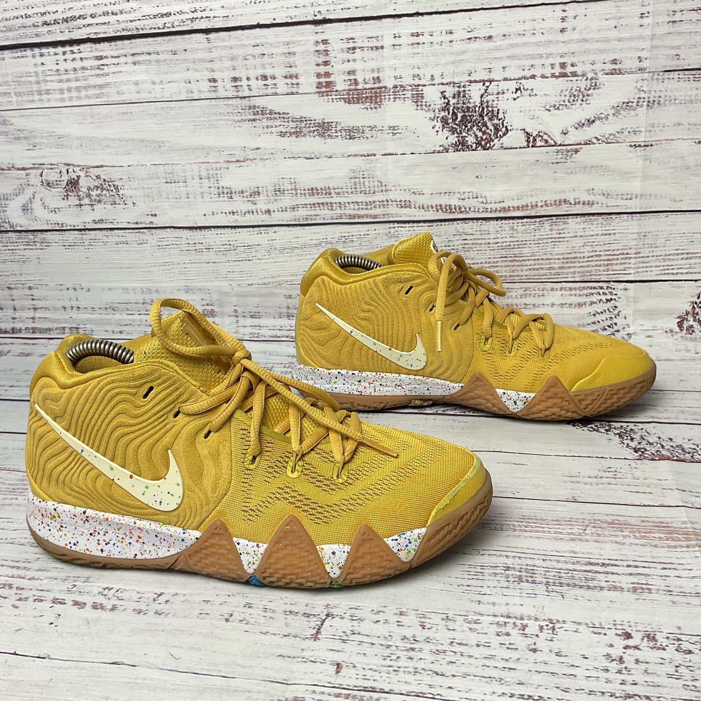 Nike Kyrie 4 Men's Cinnamon Toast Crunch Yellow Sneaker Athletic Shoe 6Y Youth