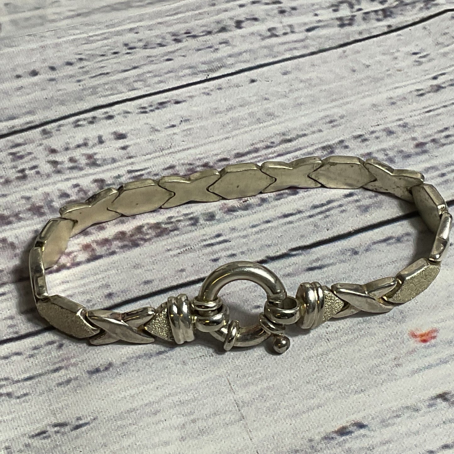Sterling Silver Polished and Frosted X Link 7.5" Bracelet- 16.93g