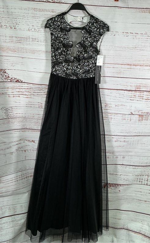NWT Aidan Mattox Black Cap Sleeve with Tulle Bottom Gown Size 0 Retail $350