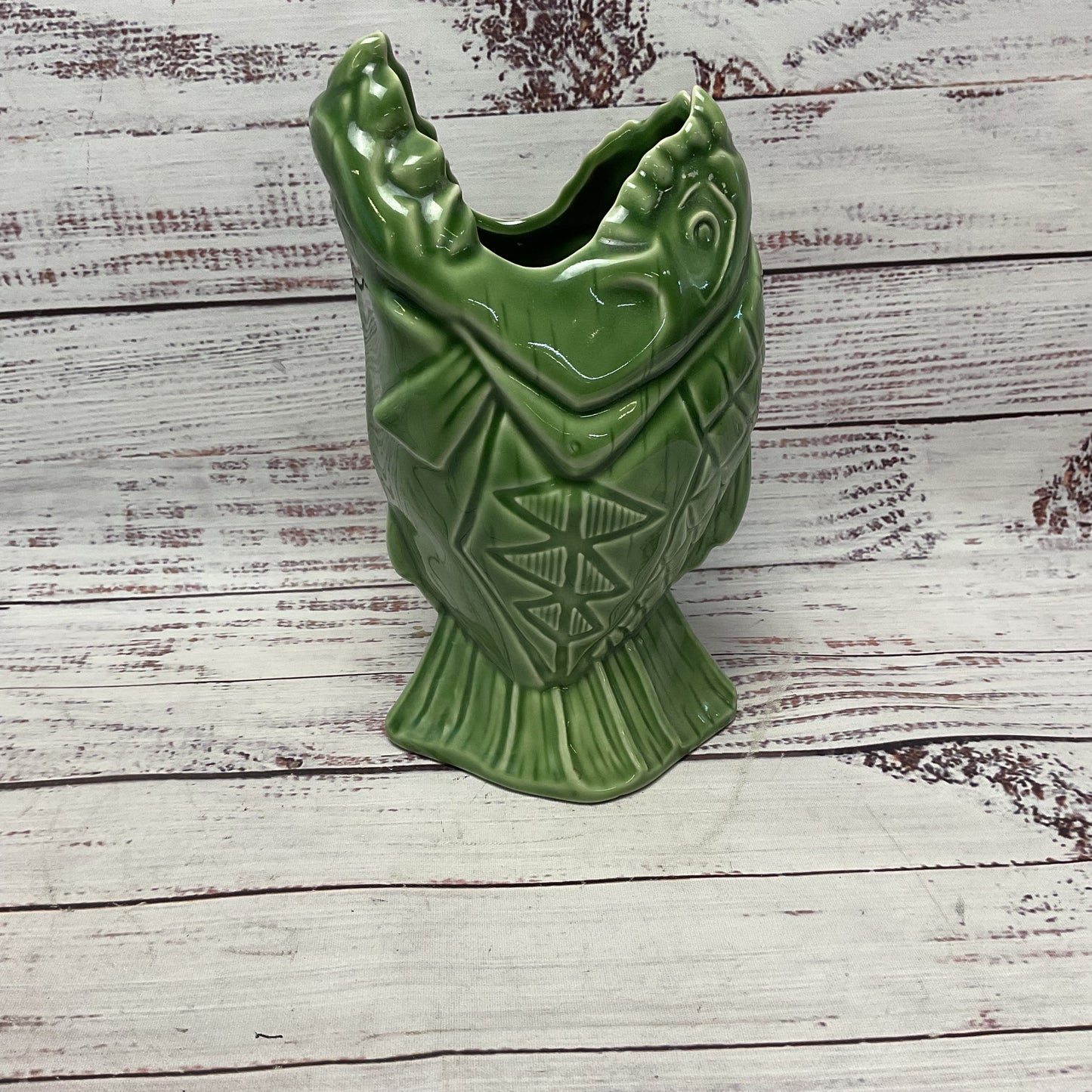 Disney Disneyland Trader Sam's Enchanted Tiki Bar 1st Edition Green Piranha Mug