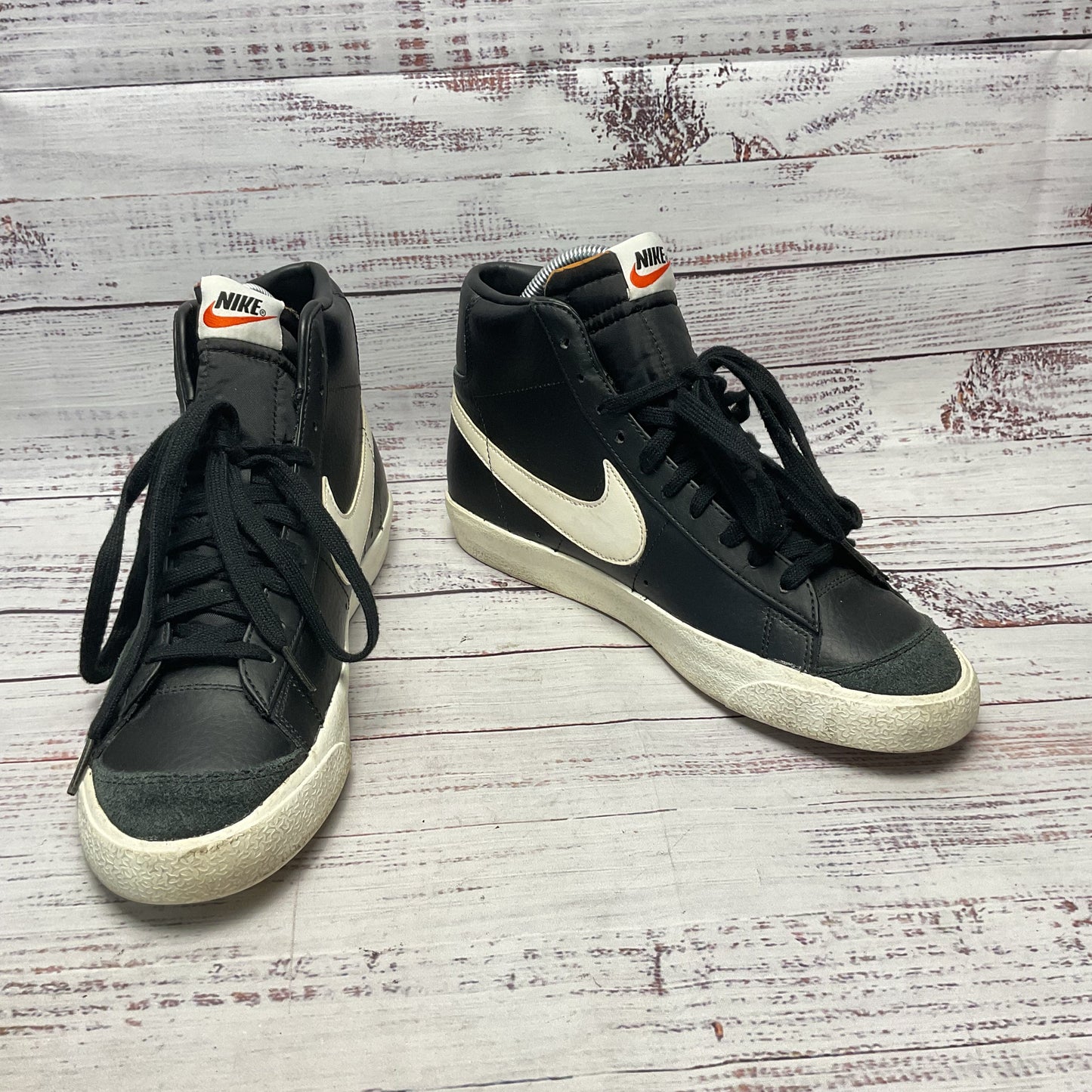 Nike Blazer Mid 77 Black White Sneaker Shoe Men Size 8.5