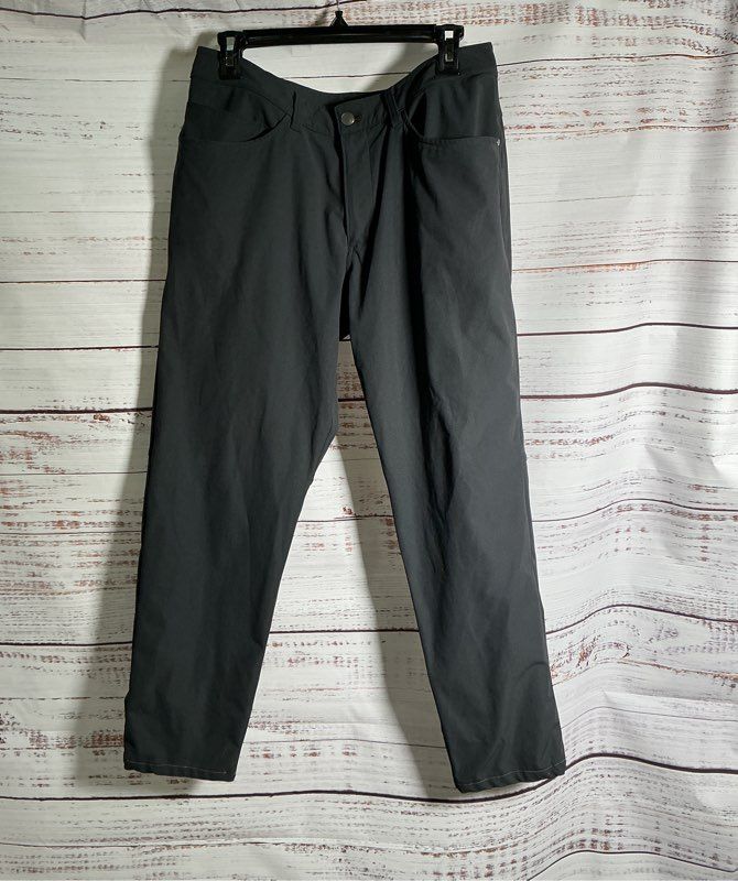 Men's Lululemon Charcoal Gray Pants Size 32