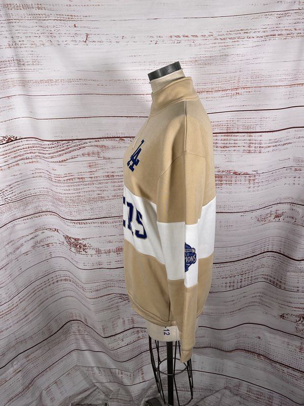 Los Angeles Dodgers Unisex 1/4 Zip Hoodie Size M Women’s Night 2026 Cream