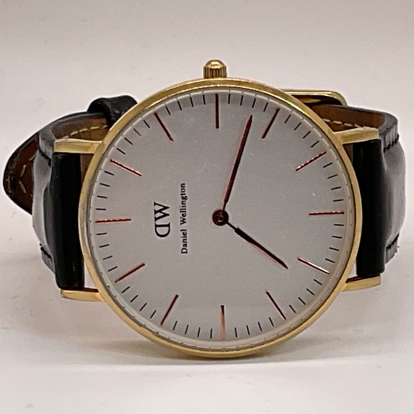 DANIEL WELLINGTON Men's Gold Tone Black Leather Band Watch