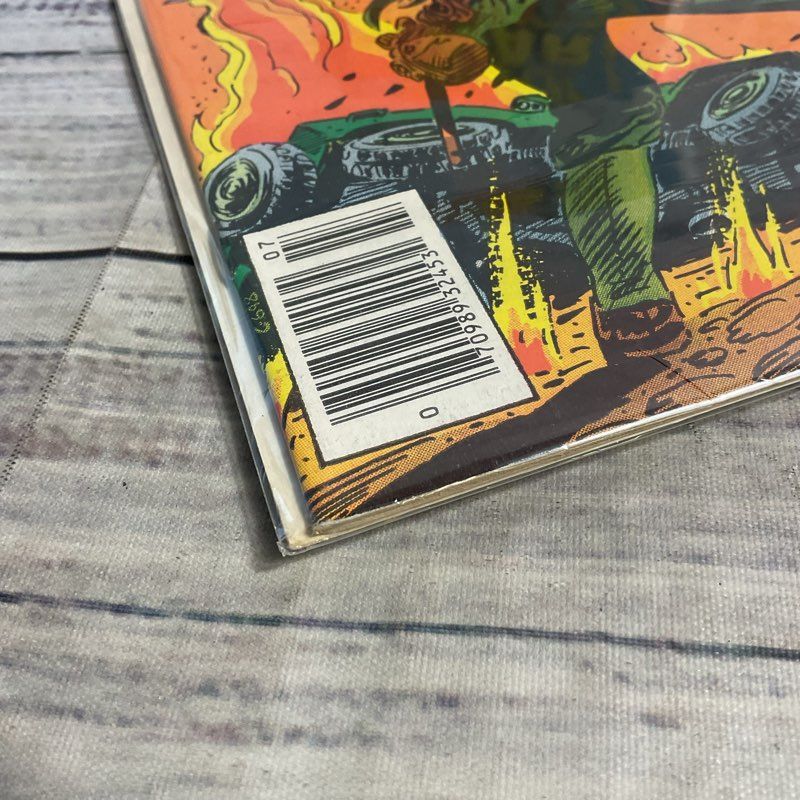 Lot Of 3 Vtg. Men Of War #2 7 17 Dc Comics Gravedigger Ungraded