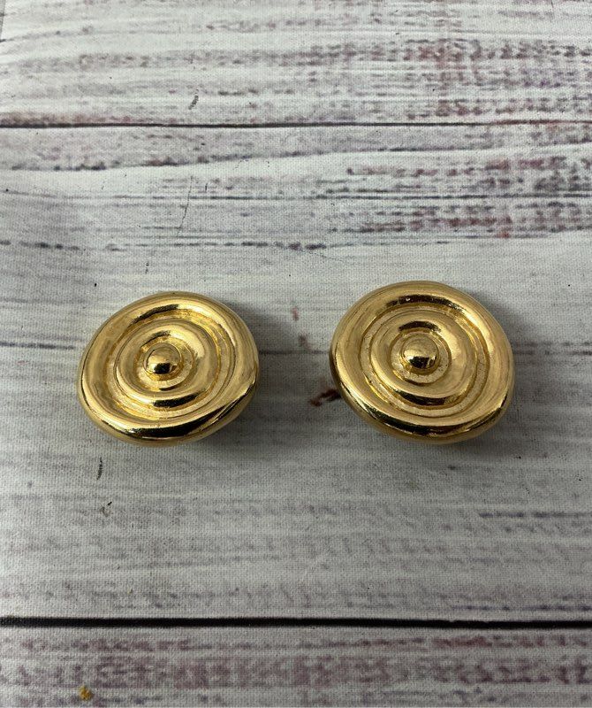 Women's Givenchy Vintage Double Circle Gold Tone Clip on Earrings STUNNING!