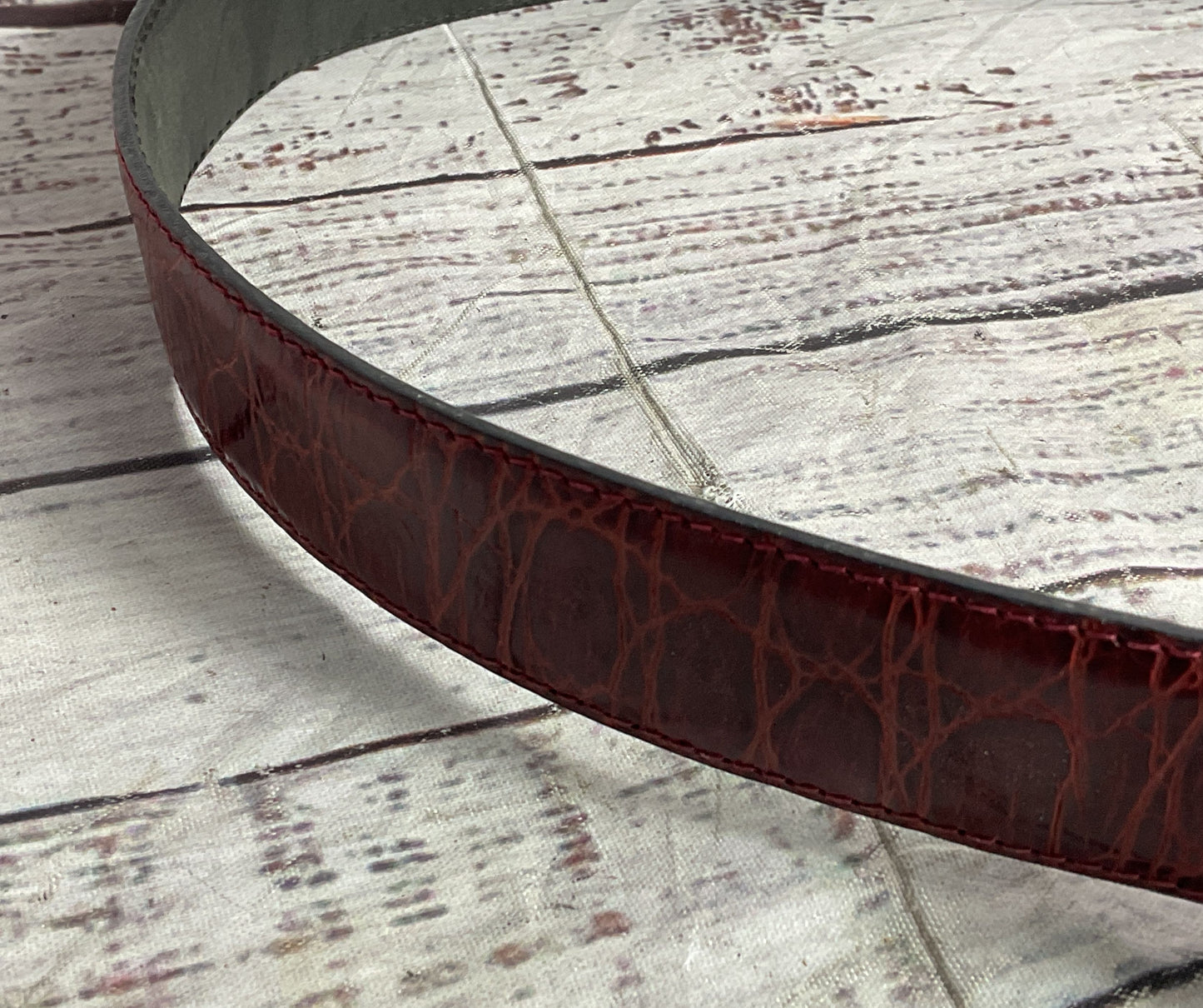 Il Riccio Vintage Crocodile Embossed Leather Belt Red