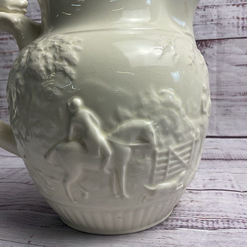 VTG. Wedgwood Creamware 7" Fox Hunt Dog Handle Pitcher