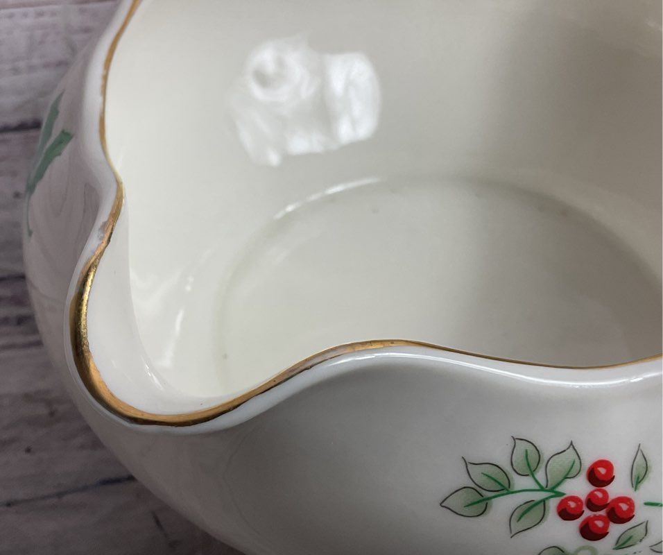 Gibson Designs Christmas Charm Delight Holiday Gravy Boat & Underplate White