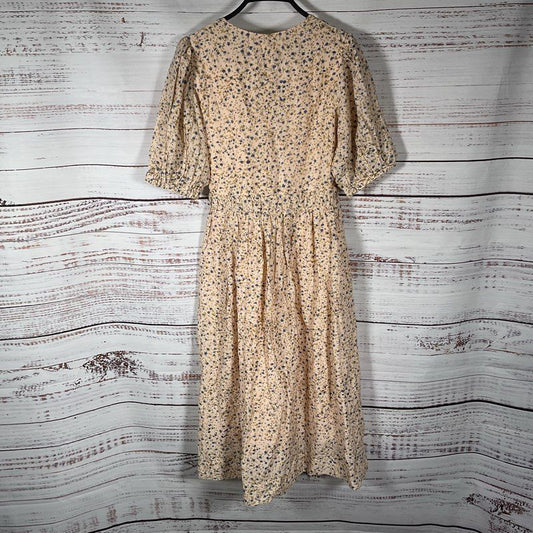 NWT Mirth Krabi Crossover Champagne Floral Print Short Sleeve Dress - Size M