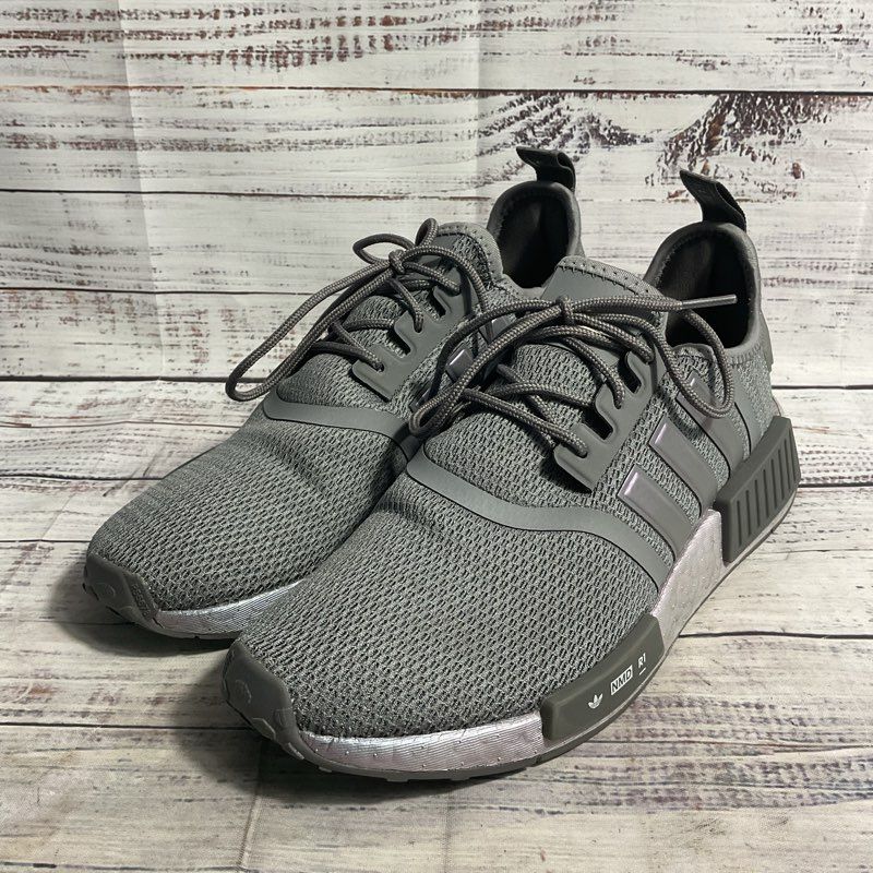 NWOT Adidas NMD_R1 Grey Pearlescent Detail Running Sneaker Men's 7.5