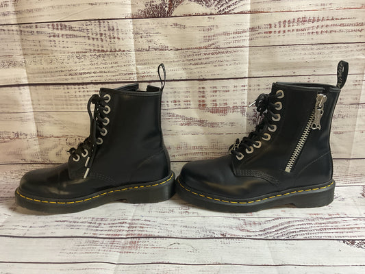 Dr. Martens Black Zip Up Boot 6M/7L