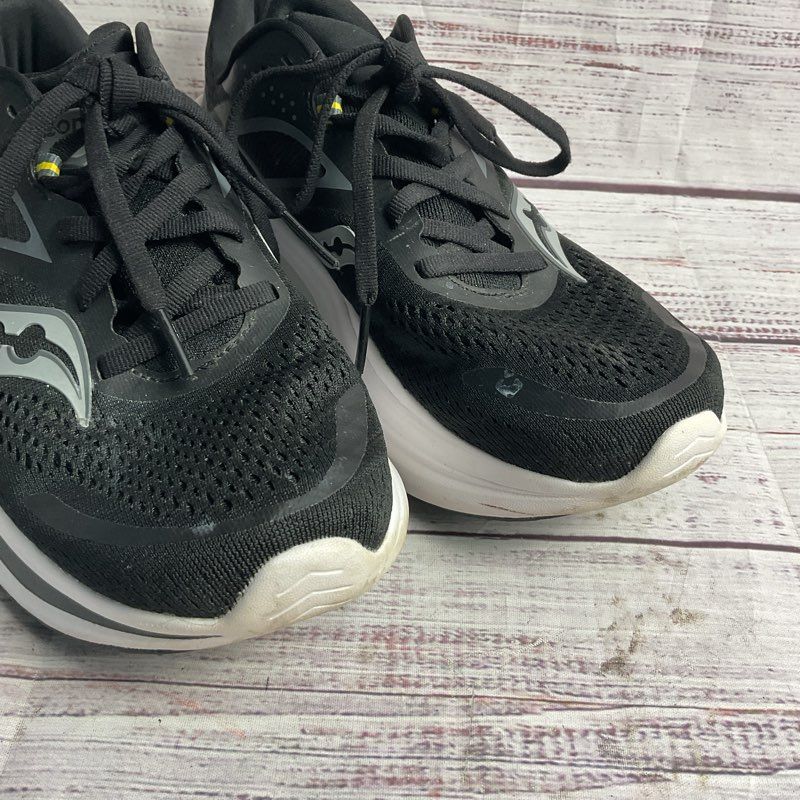 Saucony Omni 22 Black Athletic Running Sneaker Women's Size 7 US