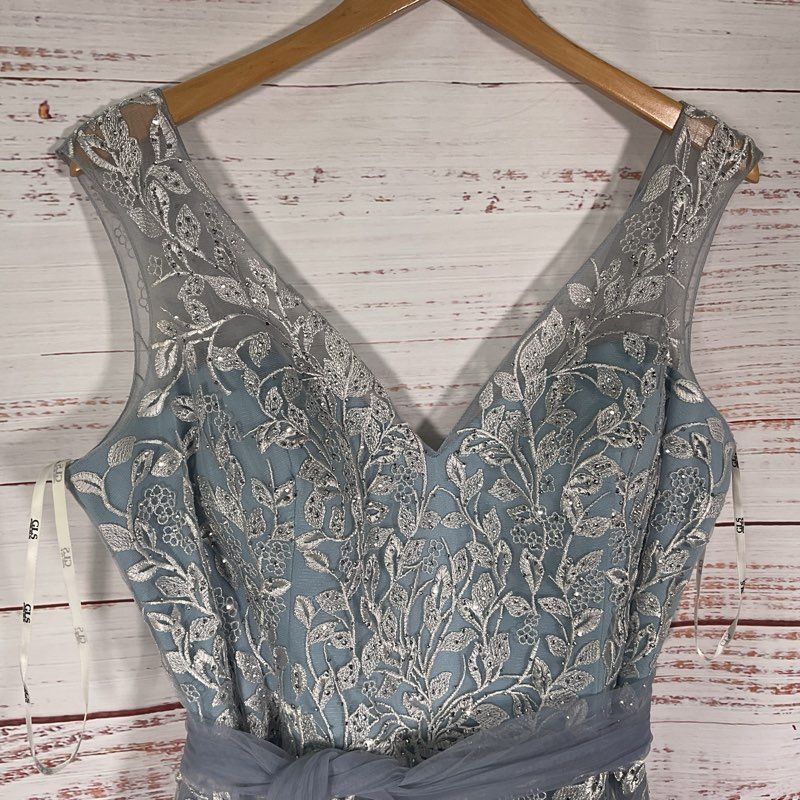 GLS by Gloria Elizabeth K GL1920 Blue Floral Hand Beaded Overskirt Gown Size 2XL
