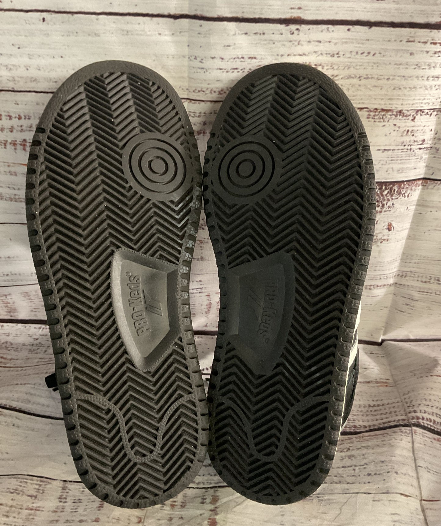 Pro-Keds Leather Skyhawk Lo Lace Up Sneakers Black White 7