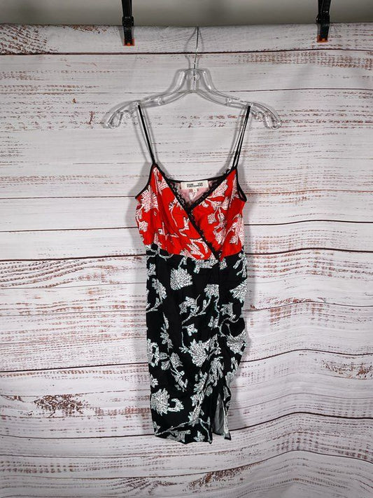 DIANE VON FURSTENBERG Ebony Midi Dress in Sequin Flower Black Multi Size 0