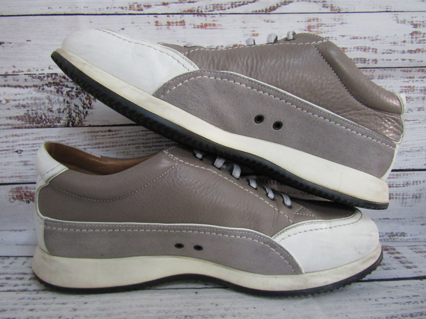 Giorgio Armani Men's Gray Low Top Leather Sneaker Size 8 Made in Italy