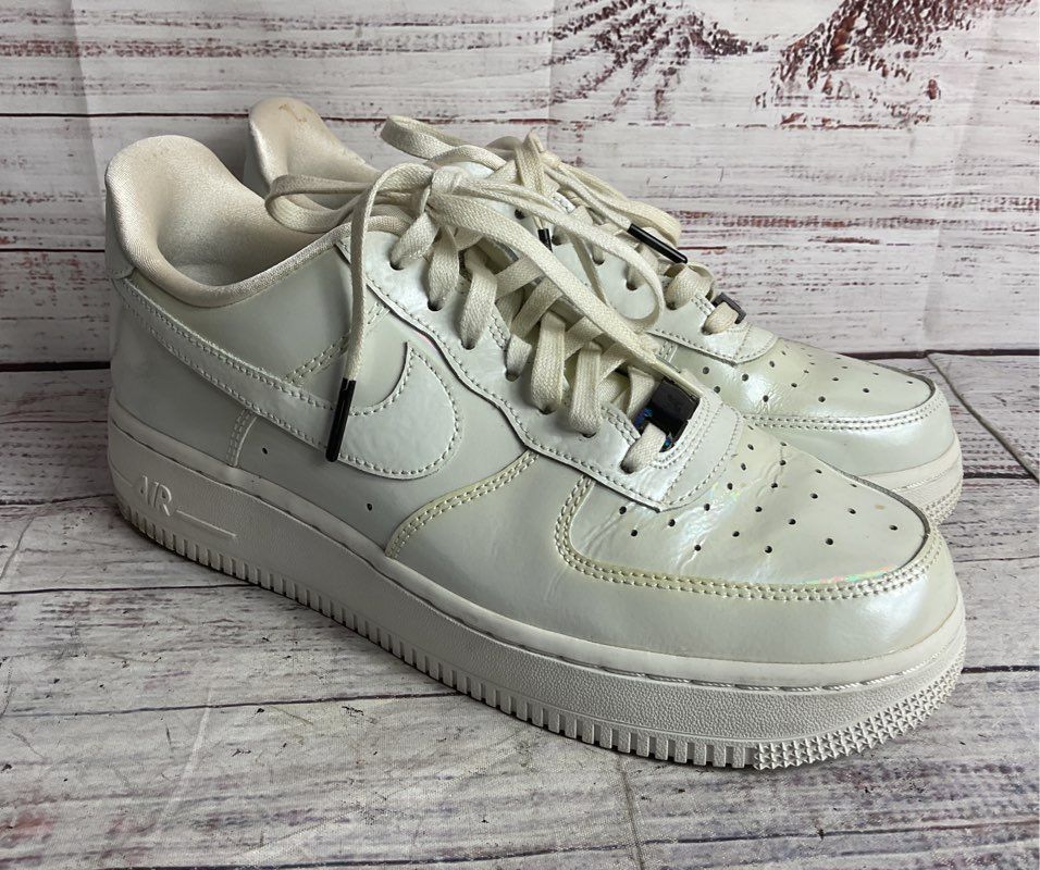 Nike Air Force 1 '07 LX Iridescent Hologram Mirror Summit Triple White 8