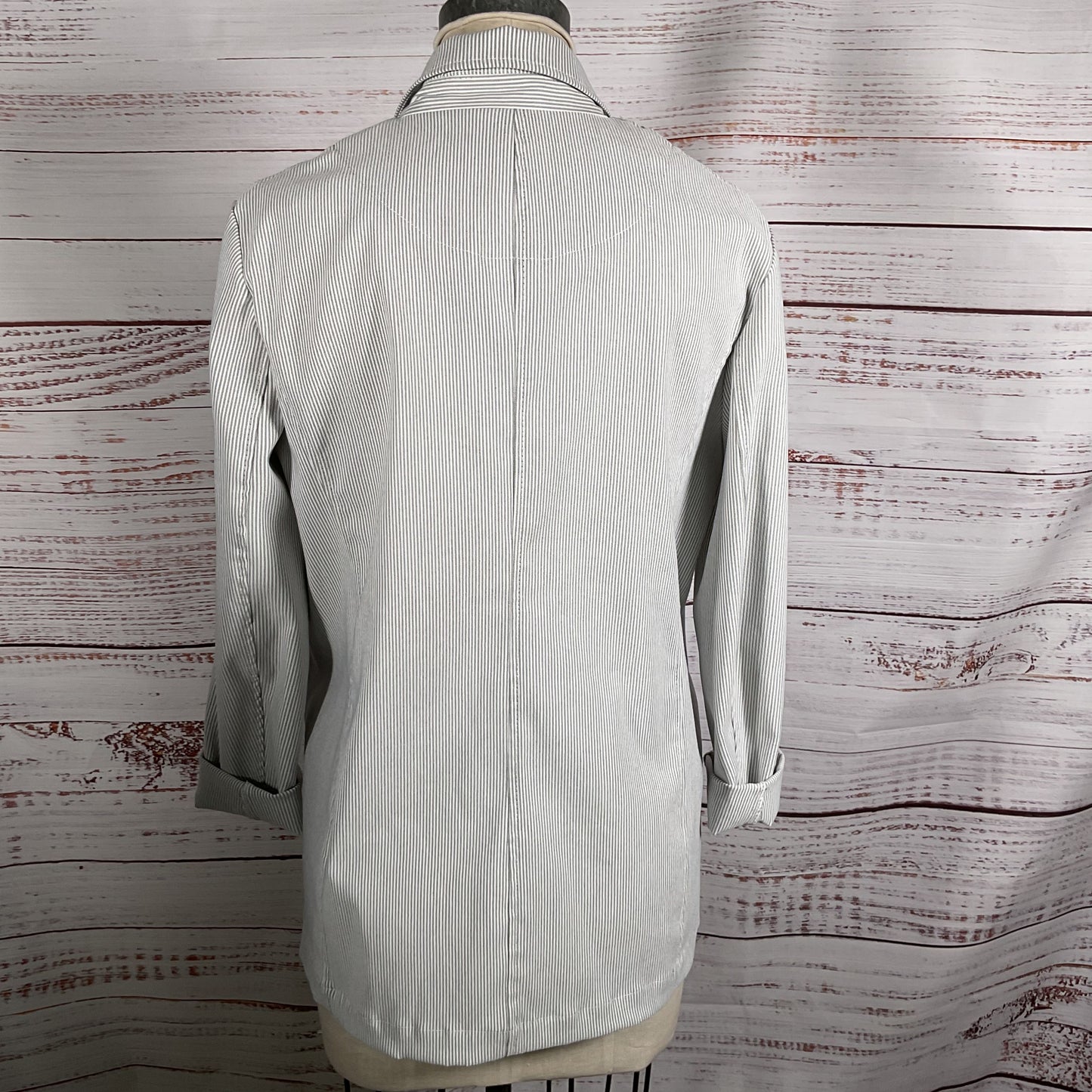 NWT MAX STUDIO Women's One Button Gray/White Stripped Blazer- SZ L