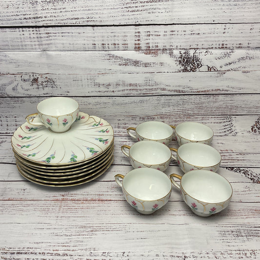 Giftcraft Teacup Off Center Large Saucer Plate Floral Design Lot Of 7 1/2