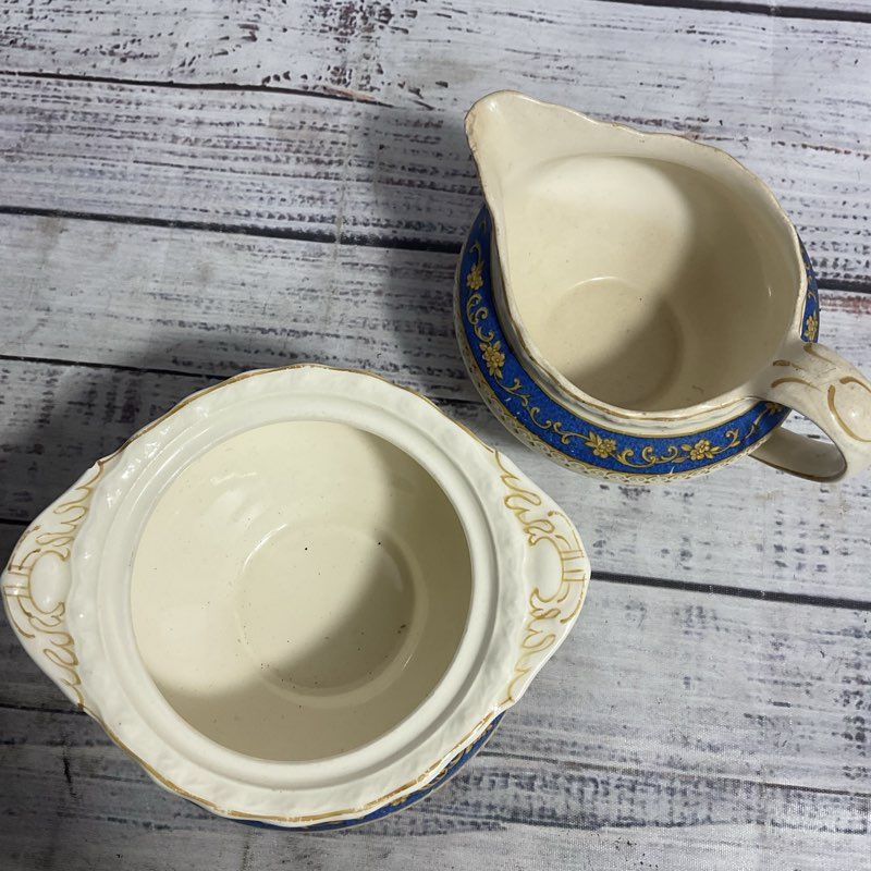 Myott Powder Blue 2 Pc. Staffordshire Porcelain Sugar & Cream Set 5681 *Damage*