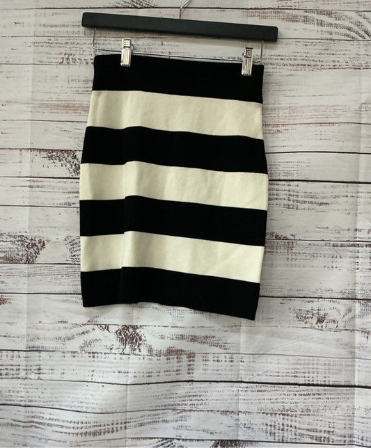 NWT Women's Theory Black/White bodycon Striped Knit Mini Skirt Size P