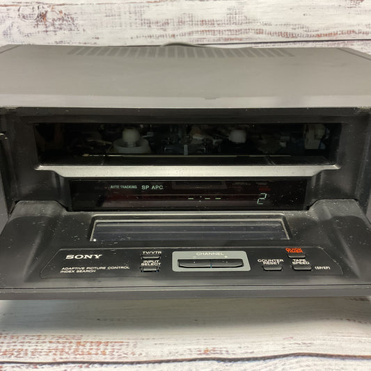 Sony SLV-790HF DA Pro 4Head HiFi VCR Stereo Turns on seems to work
