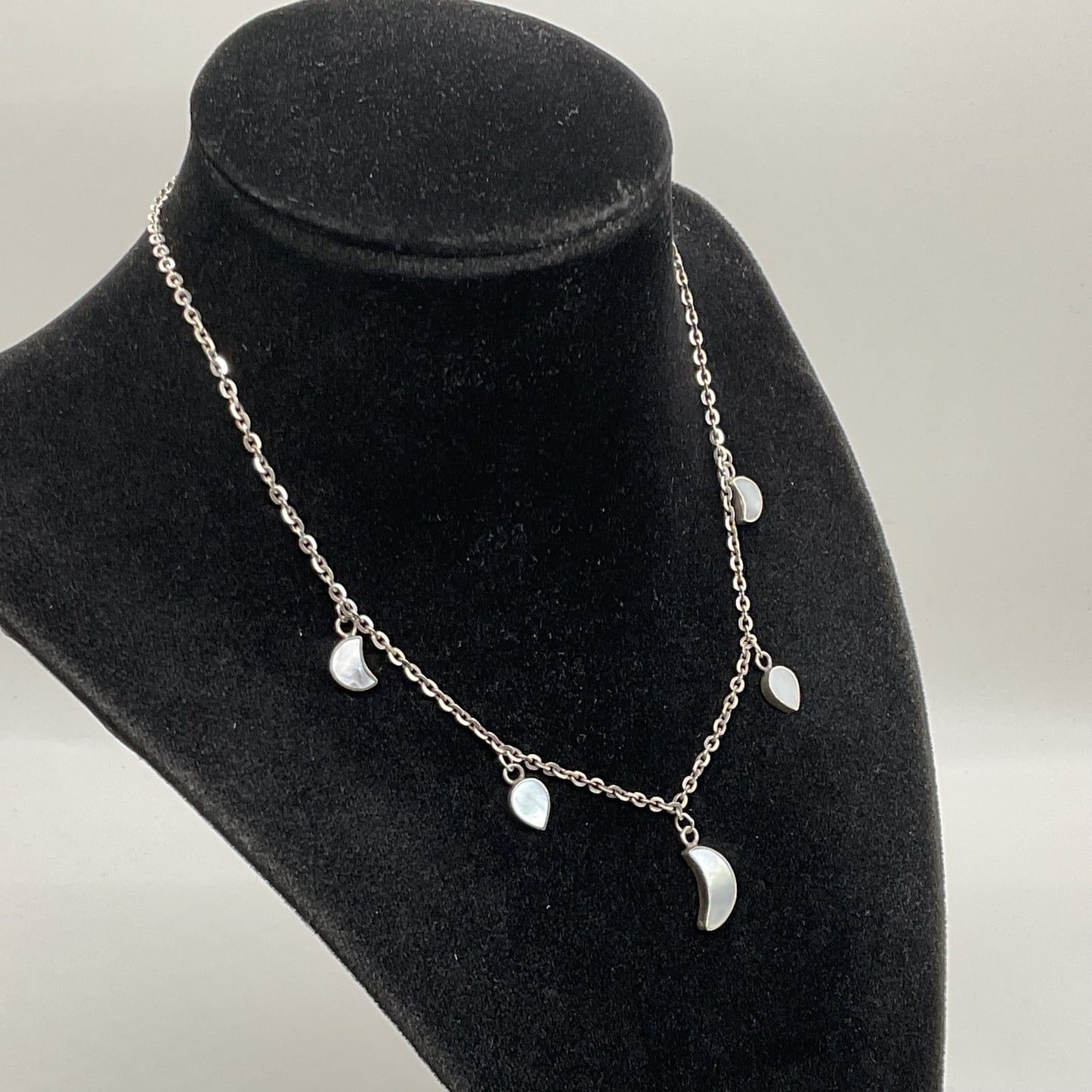 FREYA ROSE Sterling Silver & Mother of Pearl Charm 16" Chain Necklace- 10.80g