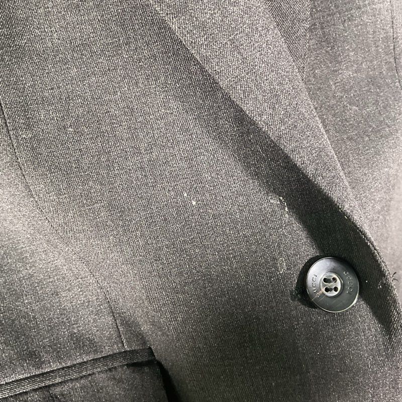 Gucci Gray Wool Blend 2 Button 3 Pocket Suit Jacket - Size 42