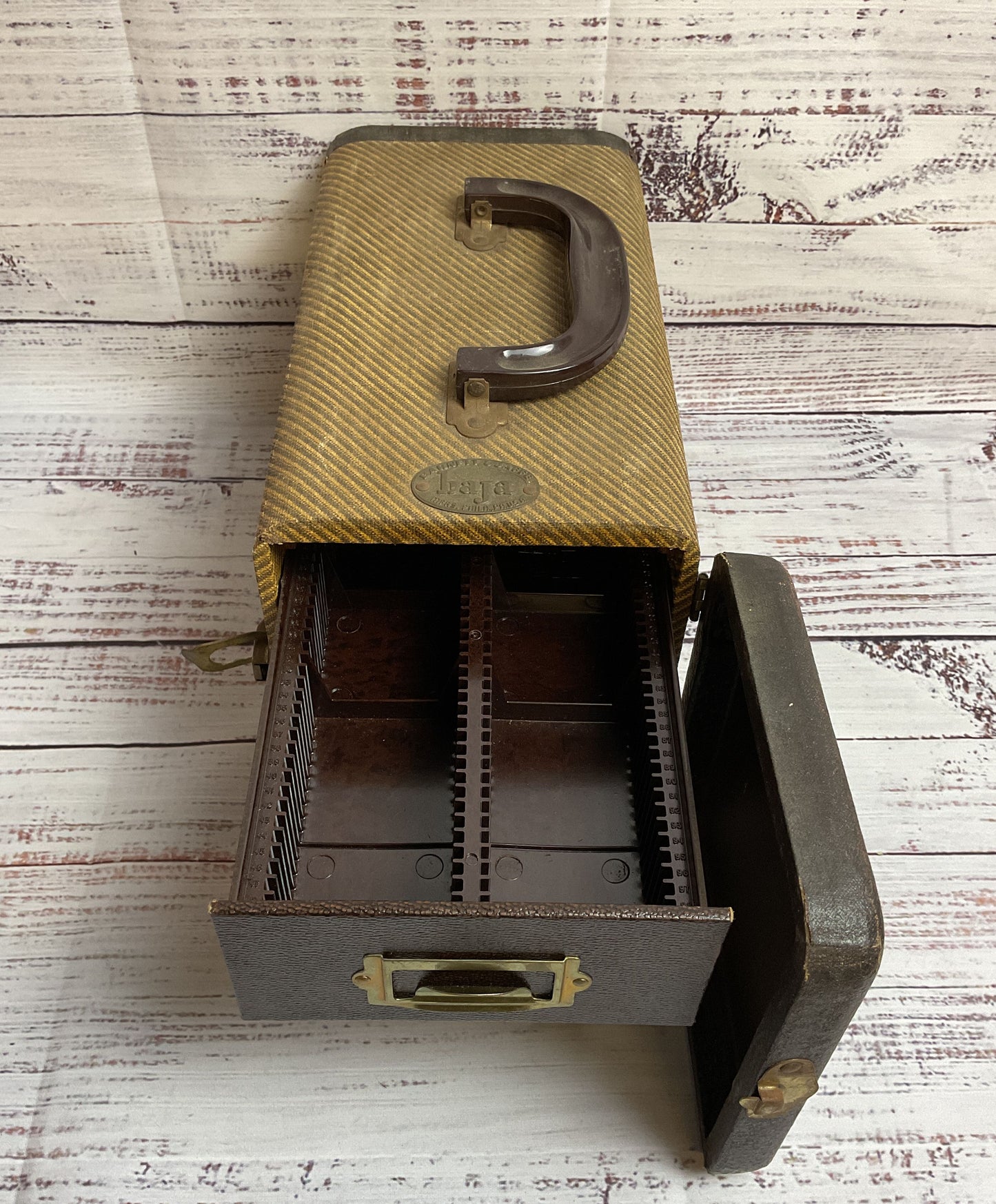 Vintage 1950's Barnett & Jaffe Baja Brown 200 Slot Photo Slide Case