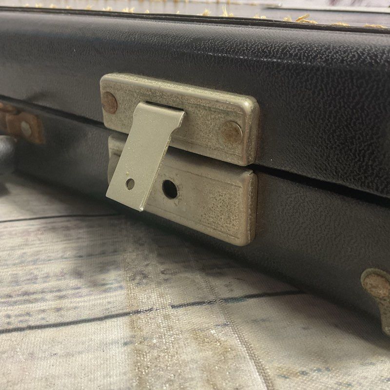 Armstrong Model 104 Educational Student Flute in Black Hard Case