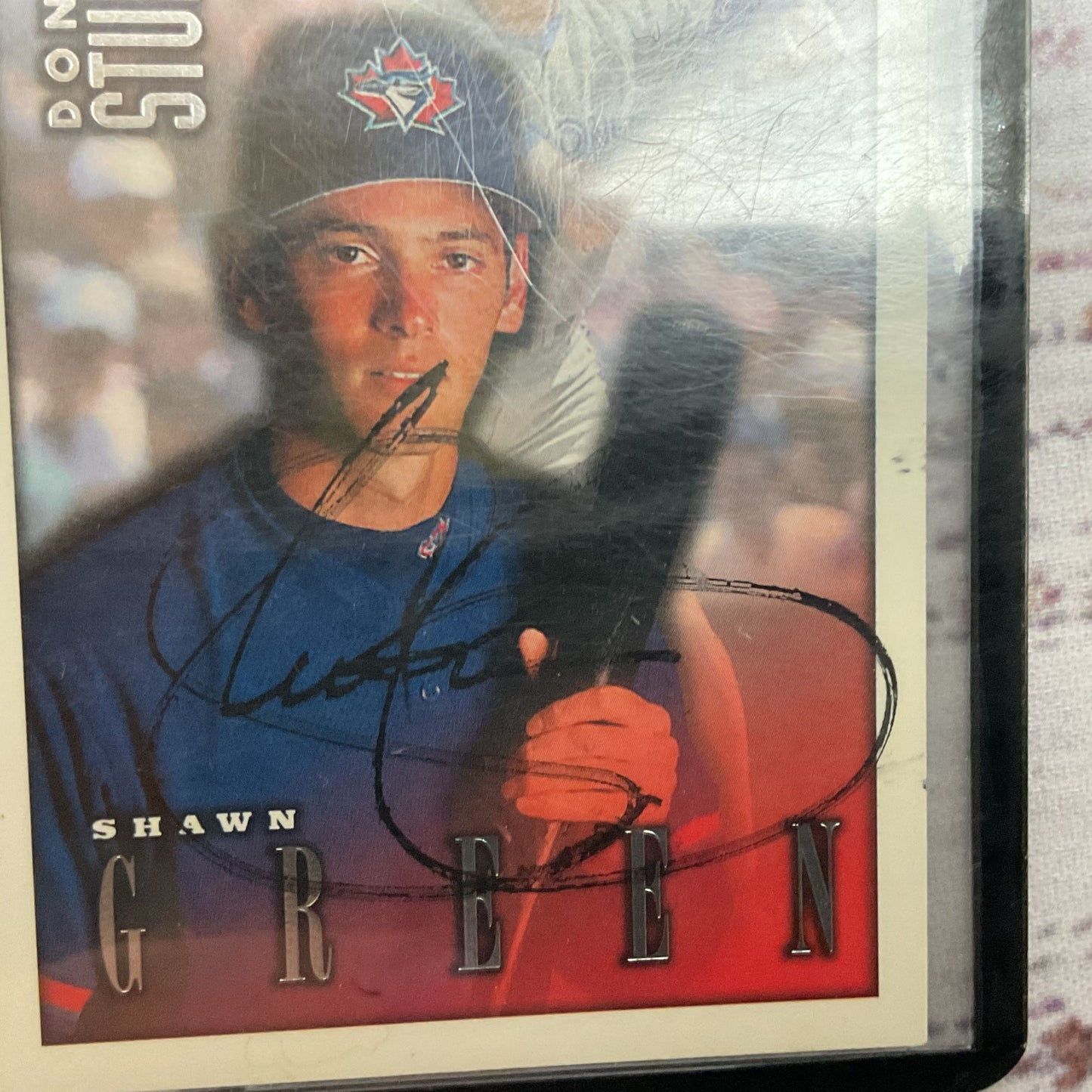 Various Topps, Dunruss, Upper Deck MLB SHAWN GREEN Cards (ONE IS SIGNED)