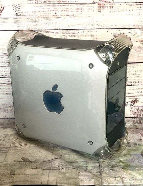 Apple Vintage Studio Display 17" CRT Monitor Power Mac G4 Tower Graphite