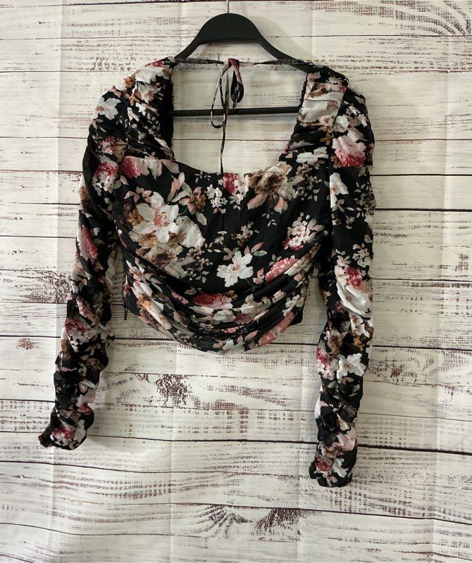NWT Women's Astr The Label Black Ruched Floral Top Size S
