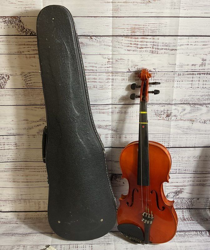 WILLIAM LEWISH & SON Ton-Klar The Dancla #126 3/4 Violin with Case
