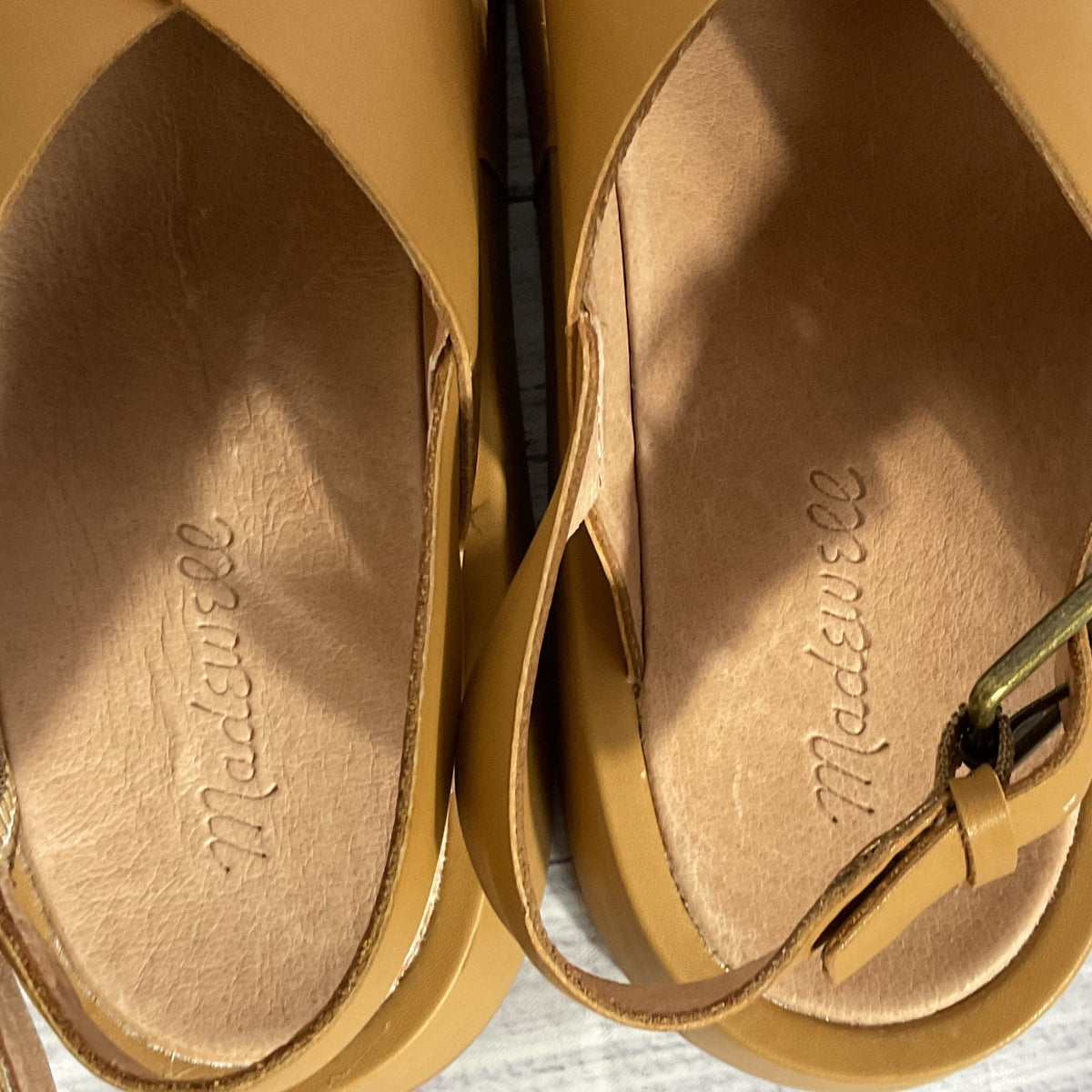 NWOB MADEWELL Women's Criss Cross Slingback Sandals- SZ 8
