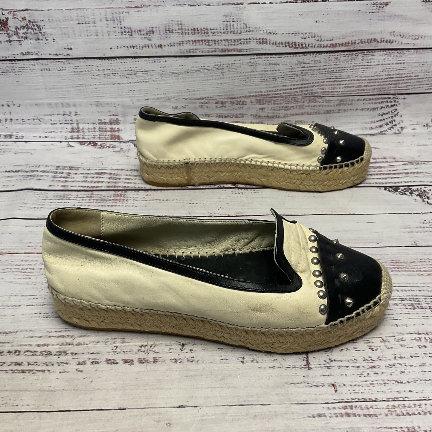 Alexander McQueen White Black Nappa Leather Studded Espadrille Flats Women Sz 8