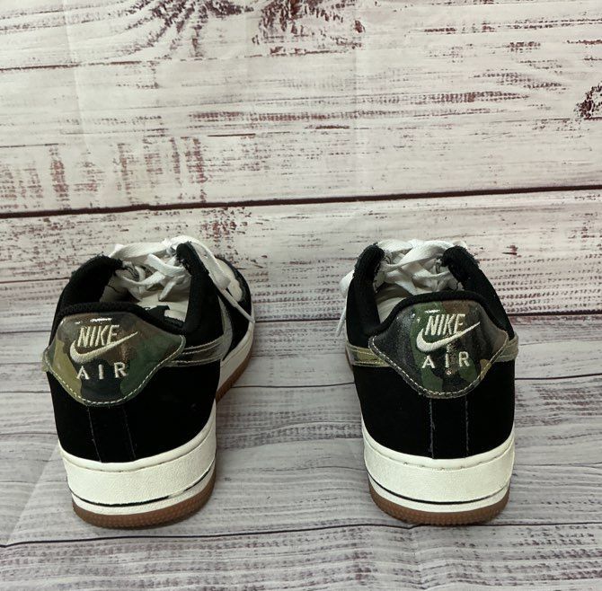 Nike Air Force 1 Low Retro Black Camo Swoosh Black And White Sneaker Size 8