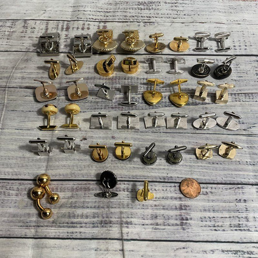 Mixed Lot of 21 Unbranded Metal Cufflink Costume Jewelry Sets + 2 Stray Links