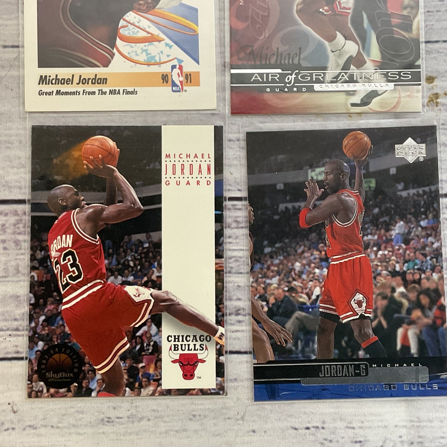 Set of 4 Upper Deck & Skybox 1991,93,99 MICHAEL JORDAN Basketball Cards