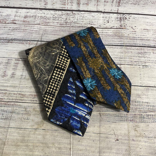 Ermenegildo Zegna 100% Silk Dark Blue Floral Geometric Pattern Tie - Size OS