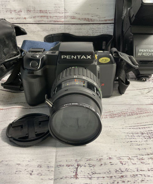 Pentax SF10 35mm Film Camera 35-135mm Lens & Pentax AF400FTZ Auto Flash