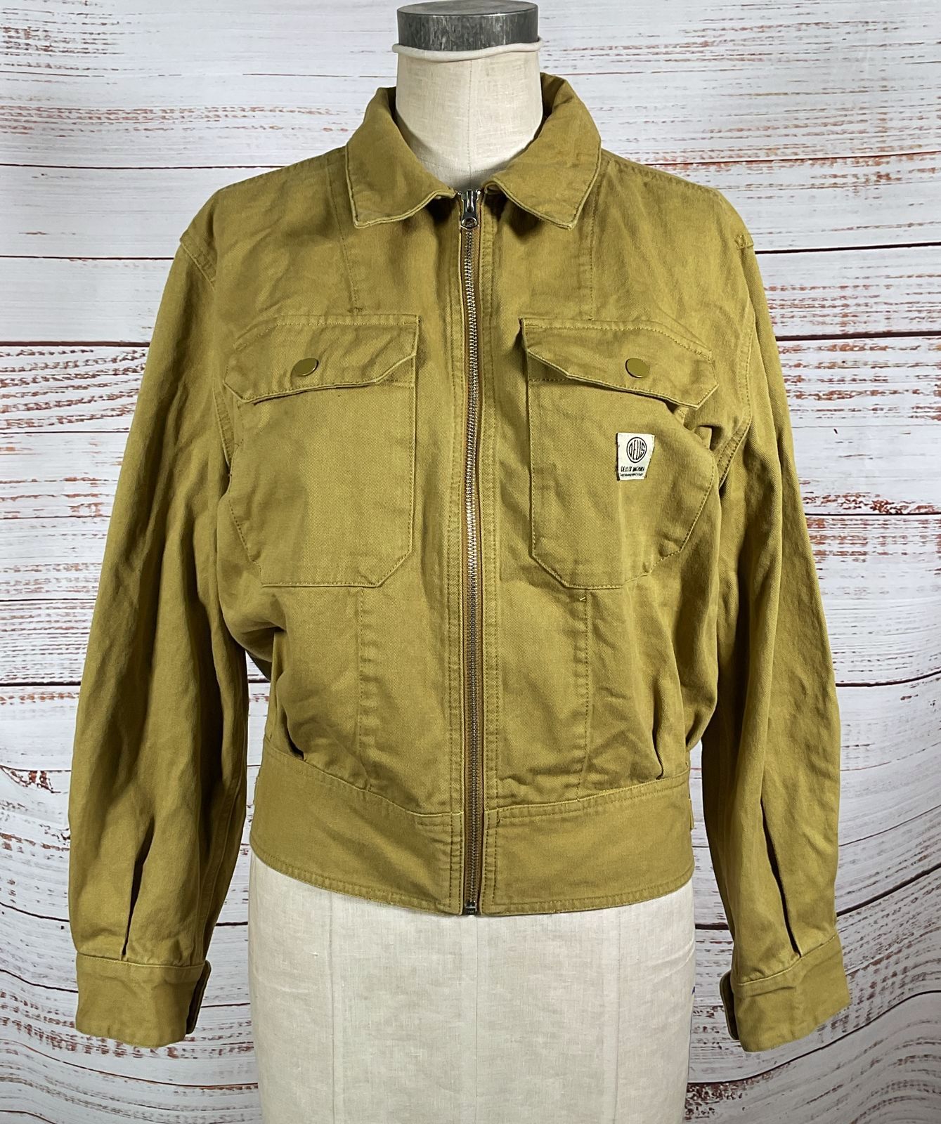 Deus Ex Machina Cropped Paloma Jacket Ecru Olive Large