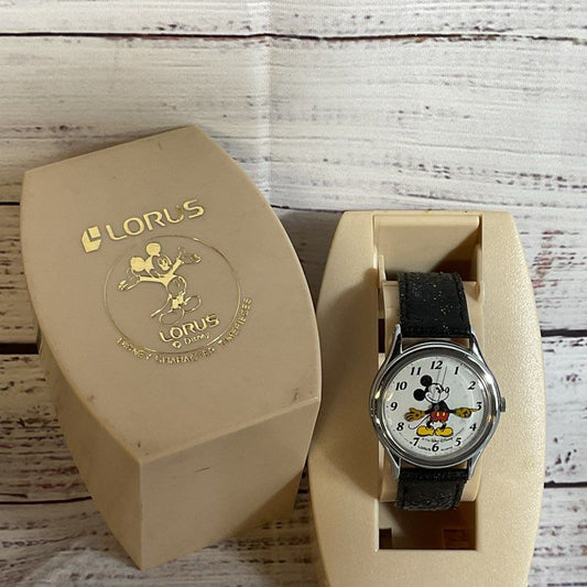 VTG. LORUS Mickey Mouse Quartz Watch with Original Case (DAMAGED BAND)