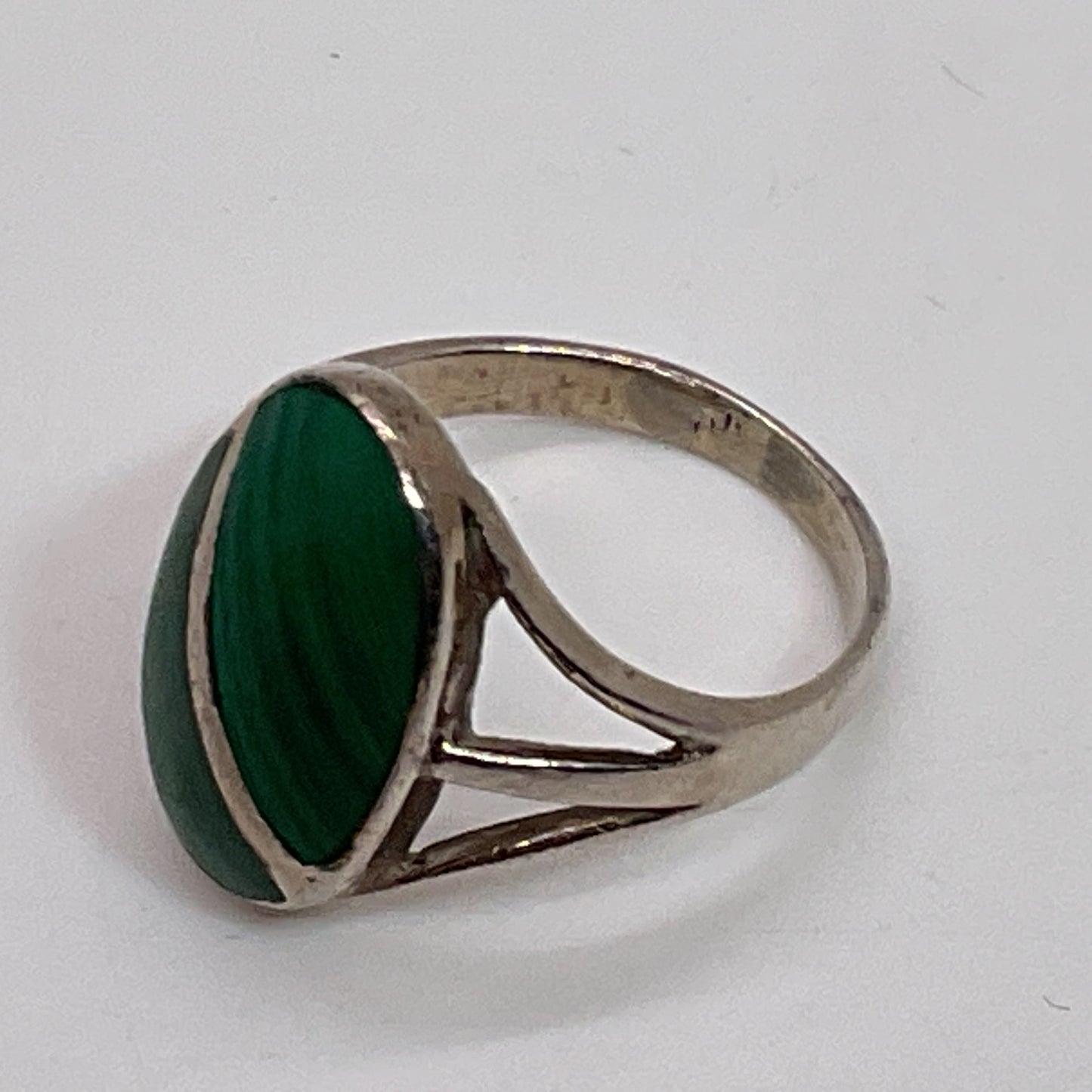 Sterling Silver & Oval Malachite Caged SZ 6.25 Ring- 3.71g